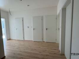 Prodej bytu 3+kk 78  m² s balkonem 6  m², garážovým stáním, sklepem, ul. Vančurova, Opava